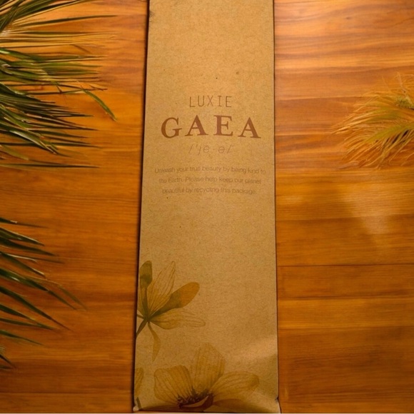 NEW LUXIE 3-Piece Rose Gold Makeup Brush Set - Foundation, Blending, Crease - Picture 4 of 7